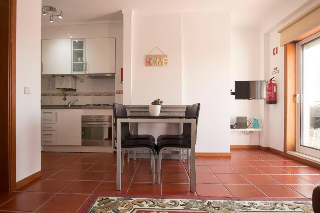 Апартаменты Casa Da Elsa- Estacionamento Privado Gratuito Гафанья-да-Назарэ Экстерьер фото